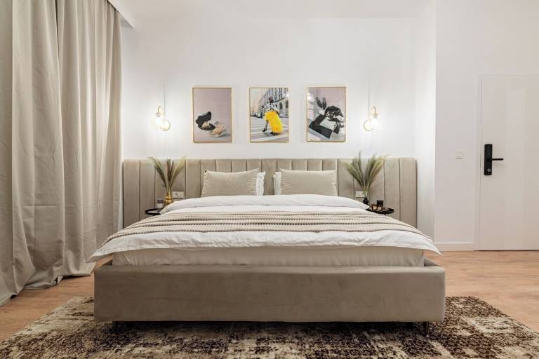 Apartment  Sector 5