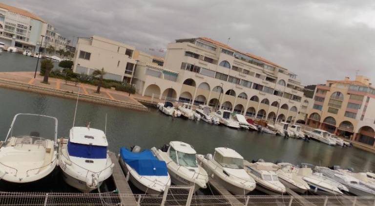 Holiday apartment with 1 room for 5 persons in Sète
