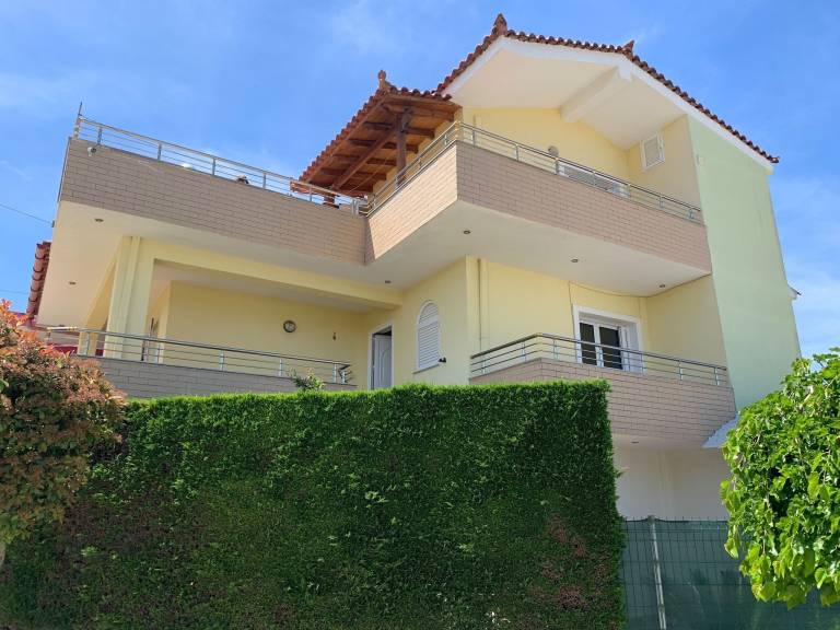Villa  Darëzezë e Re
