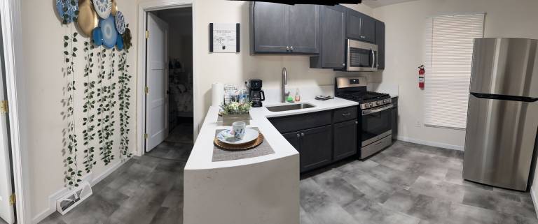 Apartment  Utica