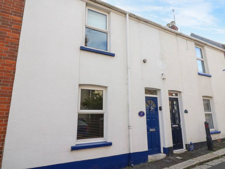 Cottage with garden | Beach view in Weymouth