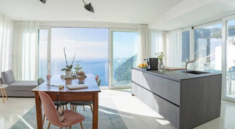 Apartment | Close to the beach | Pets are welcome in Positano
