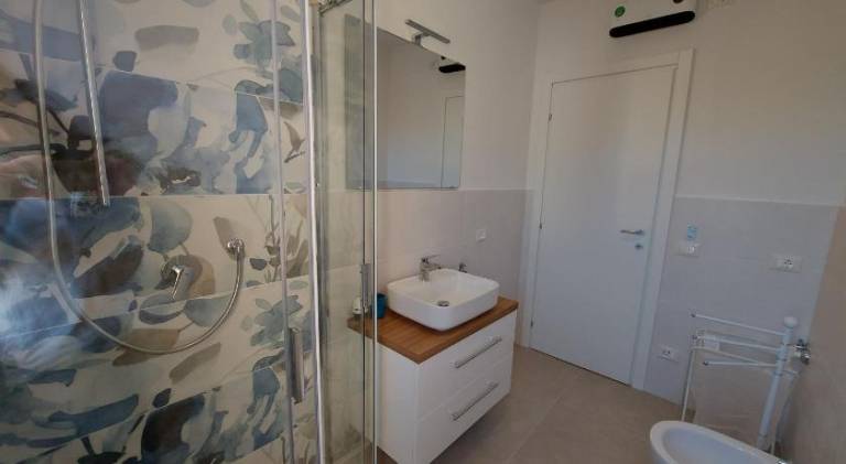 Holiday apartment with 3 rooms for 6 persons — photo 2