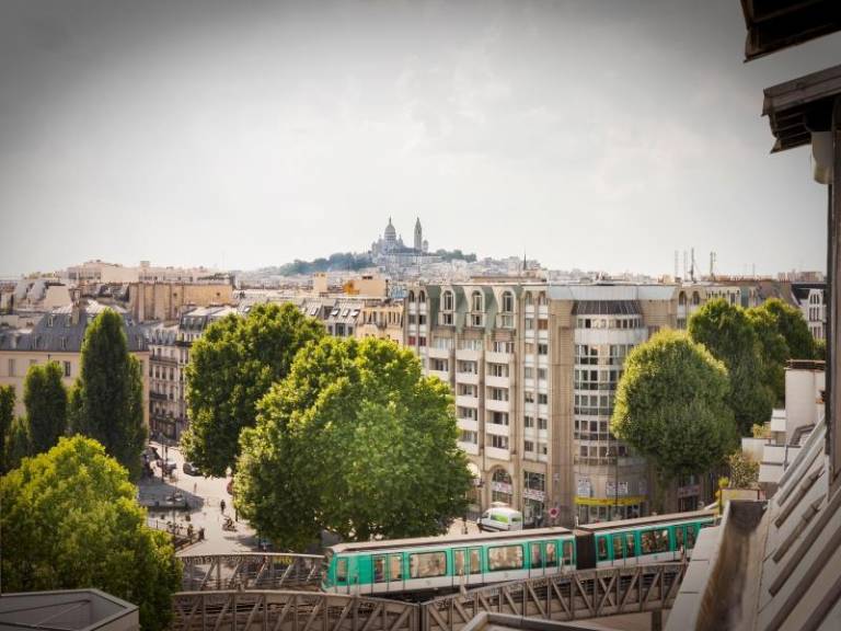 Libertel Canal Saint Martin Hotel in Pantin
