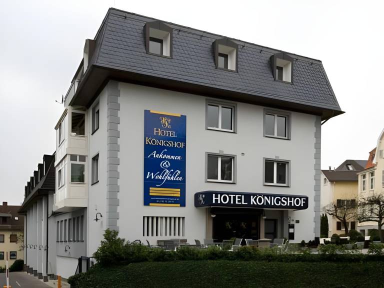 Konigshof Bed and Breakfast in Kronberg