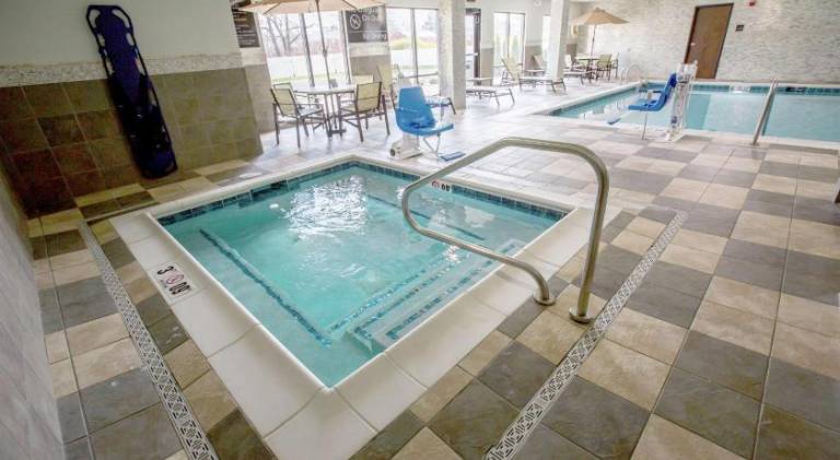 Hampton Inn & Suites Toledo/Westgate — photo 4