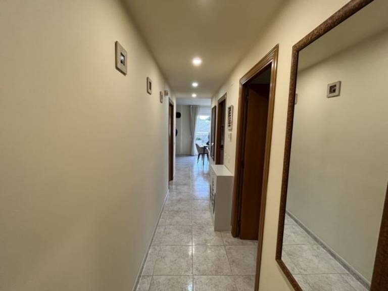 Modern apartment 400m from beach with pool, WiFi, parking and terrace — photo 5