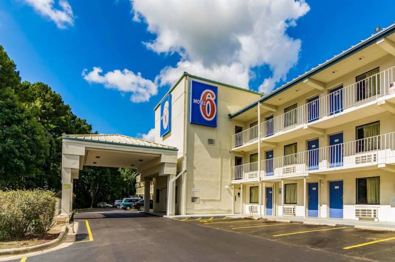 Motel 6 Raleigh NC Cary