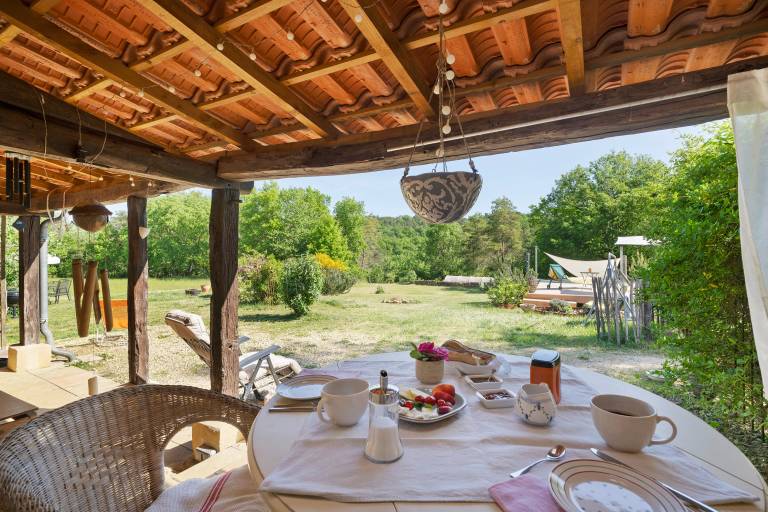 Bed & Breakfast Les Orchid&eacute;es Chambre mit Gemeinschaftspool privater Terrasse & WLAN