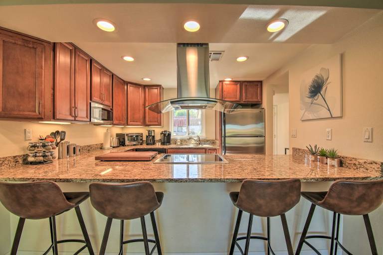 Updated Palm Desert Escape w/ Resort Amenities! — photo 2