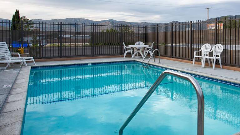 SureStay by Best Western Tehachapi — photo 5