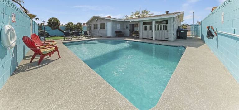 House  Vegas Heights