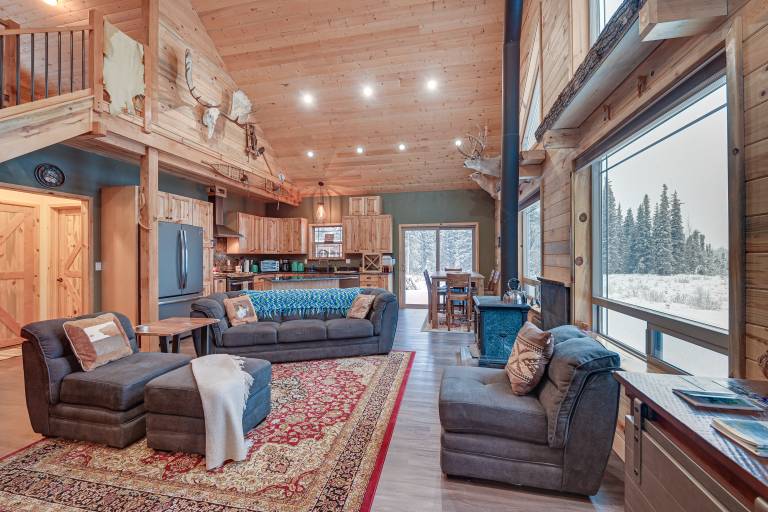 Custom Kasilof Cabin on 40 Private Acres — photo 5