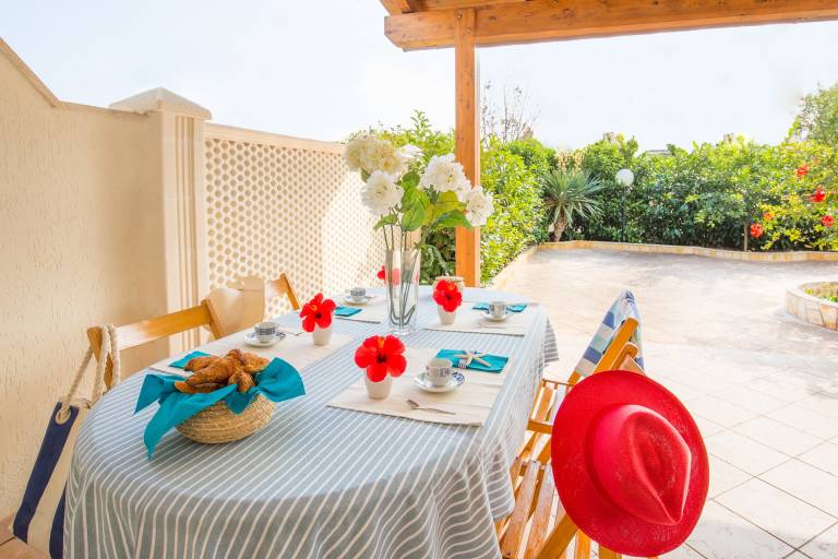 Child-friendly beautiful rental apartment with terrace & yard | Beach nearby | Pet-friendly — photo 3