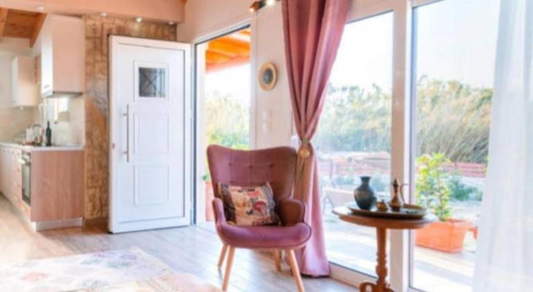 House with 2 rooms for 5 persons in Rhodes
