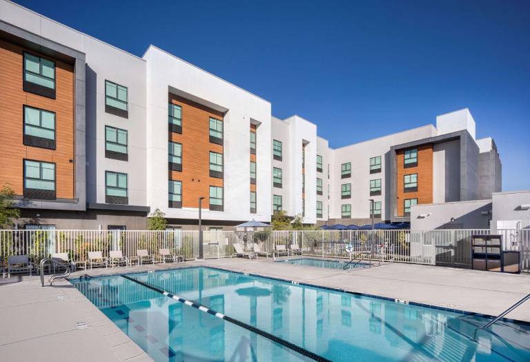 Ayres Hotel San Diego South Chula Vista — photo 4