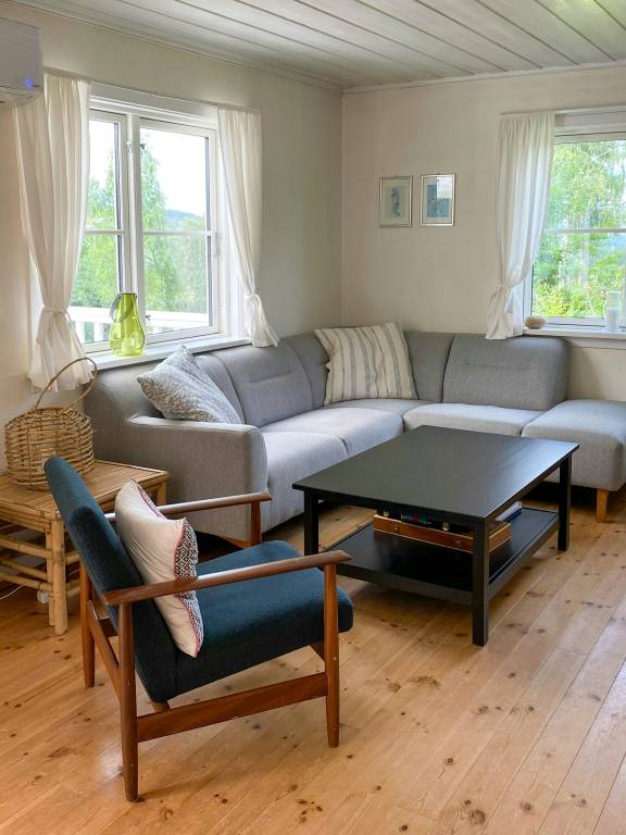 Vacation home with terrace, BBQ & garden | Perfect for remote work — photo 5