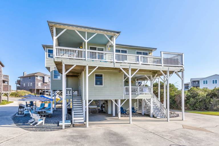 No Wake Zone 164 ft from the beach Dog Friendly, Hot Tub Nags Head — photo 4