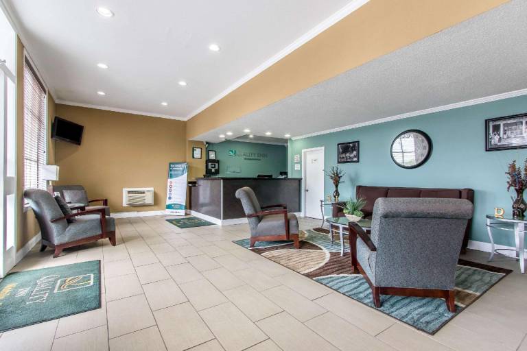 Quality Inn Downtown Historic District — photo 5