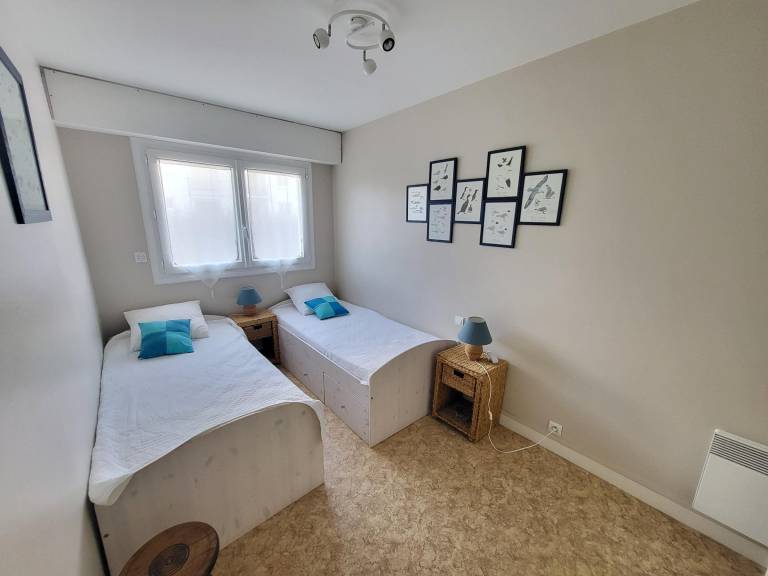 Rental apartment with 2 rooms for 4 persons — photo 2