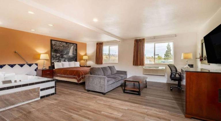 Super 8 By Wyndham The Dalles Or — photo 2