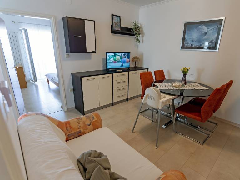 Two bedroom apartment with balcony Palit, Rab (A-5044-a) — photo 3