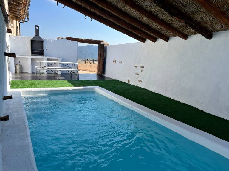 Vacation home with pool, terrace & garden | Mountain view in Teruel