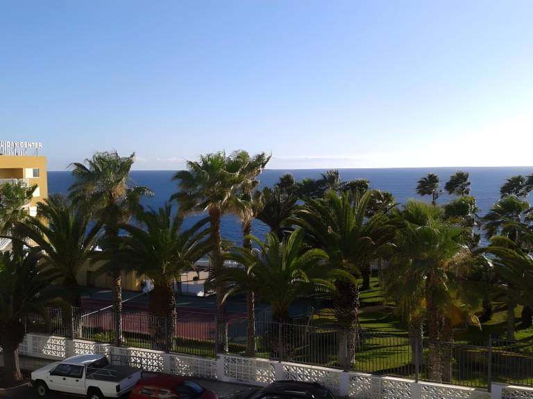 Rental apartment with terrace in Adeje