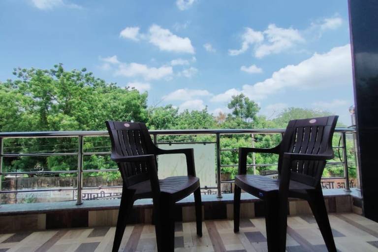 Hilltop Residency