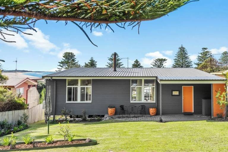 House Tuross Head