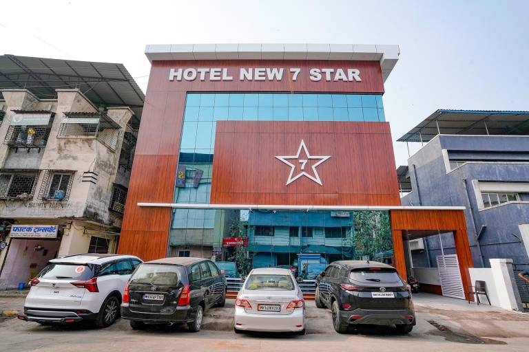 FabHotel New 7 Star Opp Satra Plaza vashi