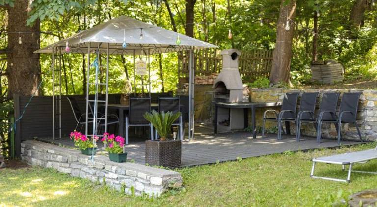 Apartment with sauna, garden & BBQ — photo 4