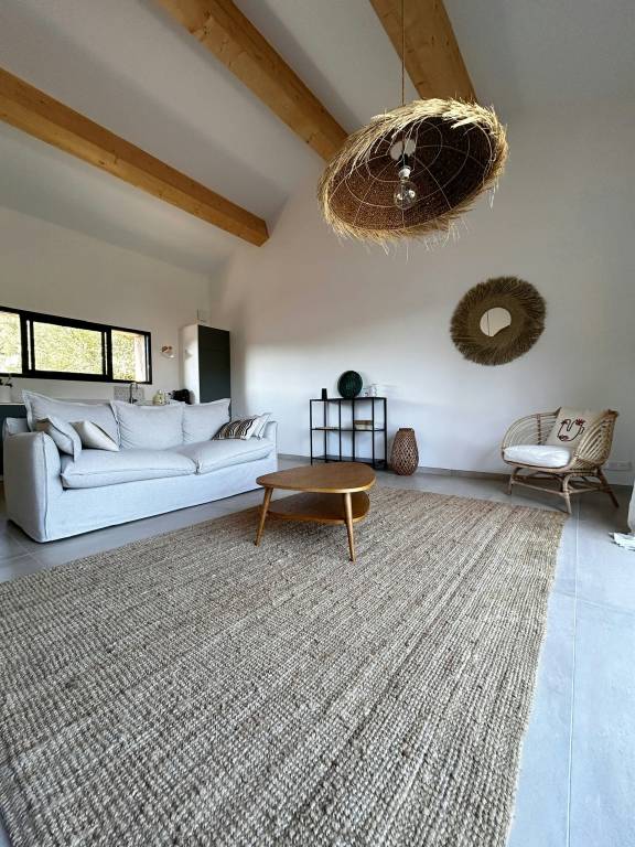 Stone house between Porto-Vecchio and Bonifacio — photo 2