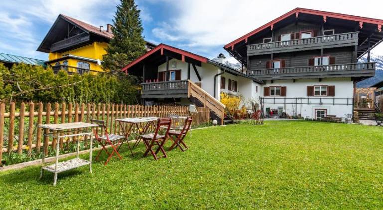 Holiday apartment | Dogs allowed in Schoenau am Koenigssee