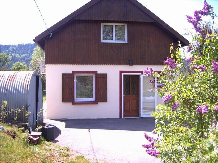 Family-oriented pleasant vacation home with terrace, yard & barbeque | Garden view | Pets are welcome — photo 2