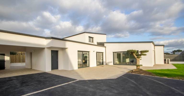 Lovely gite with garden, pool & patio | Pets allowed — photo 2