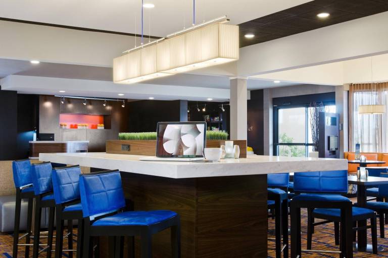 Courtyard by Marriott St. Louis Westport Plaza — photo 4