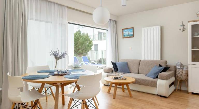 Rental apartment with hot tub & pool in Rewal