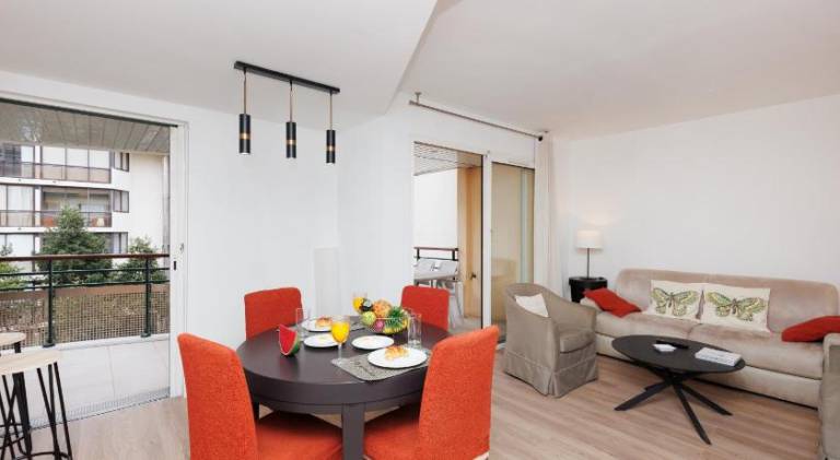 Holiday apartment with terrace & hot tub — photo 2