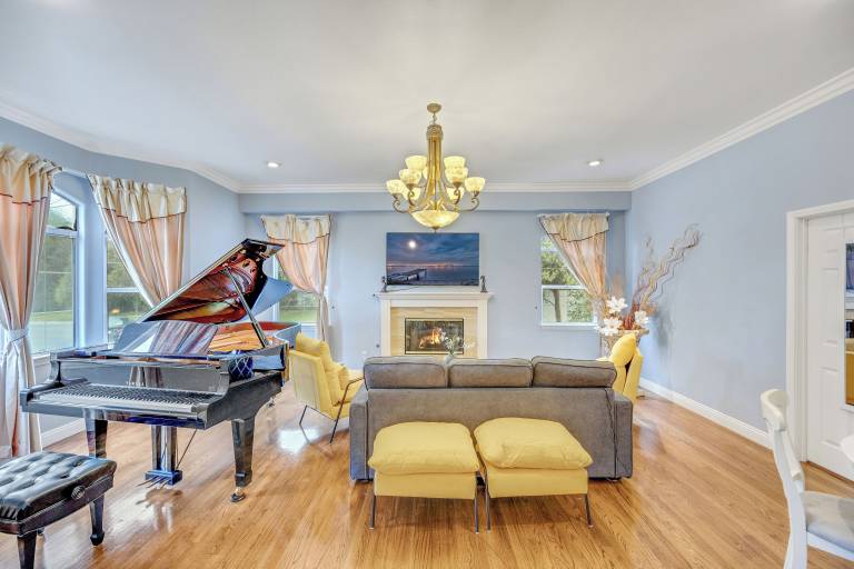 House  Altadena