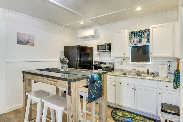 Pet-Friendly Canyon Lake Studio: Fish, Boat, Relax — photo 3