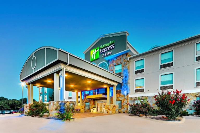Holiday Inn Express & Suites Weatherford By IHG