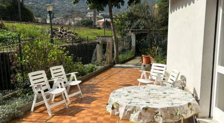 Holiday apartment with 2 rooms for 4 persons — photo 4