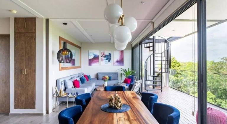 Apartment with pool — photo 4