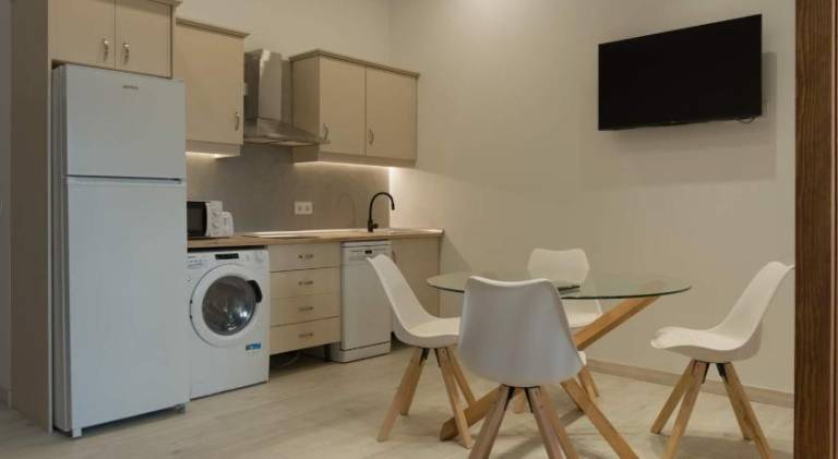 Holiday apartment with terrace — photo 4