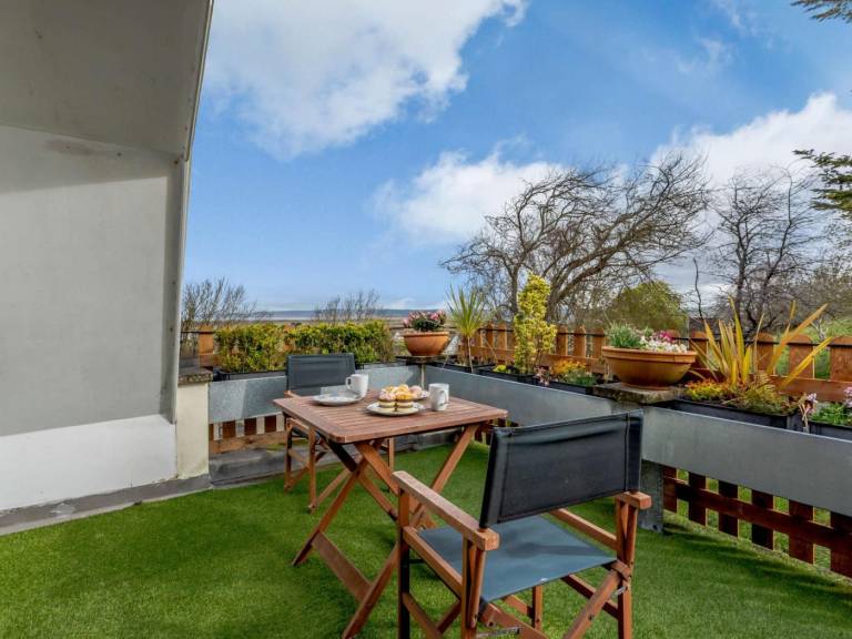 Fully equipped pleasant cottage | Water view | Dogs allowed in Bideford