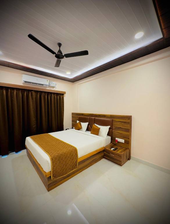 Seaside Beach Resort in Shrivardhan