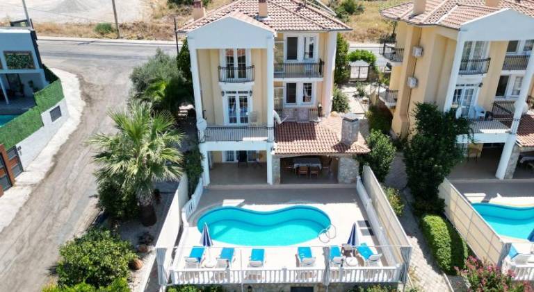 Villa with private pool, patio & BBQ | Pets are welcome in Mugla
