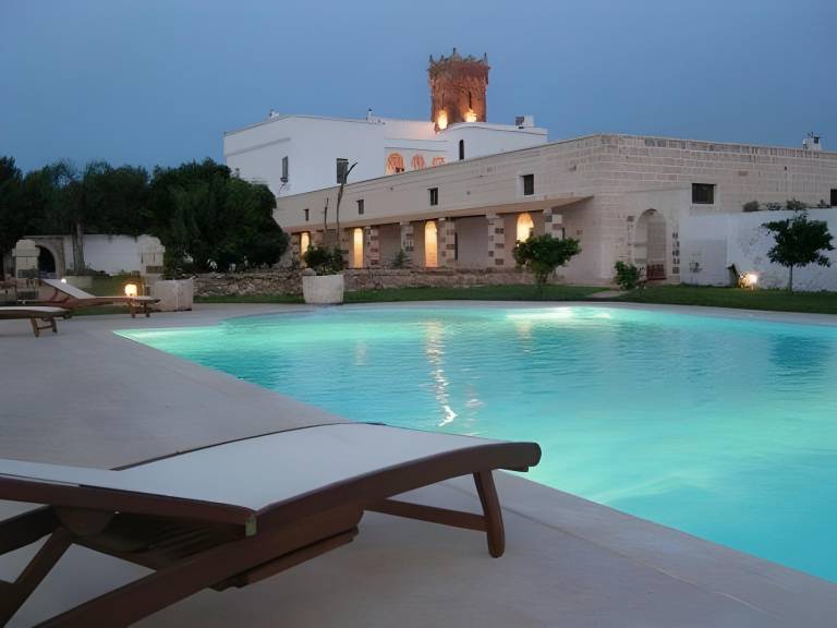Child-friendly farm with yard, sauna & pool | Pets are welcome in Brindisi