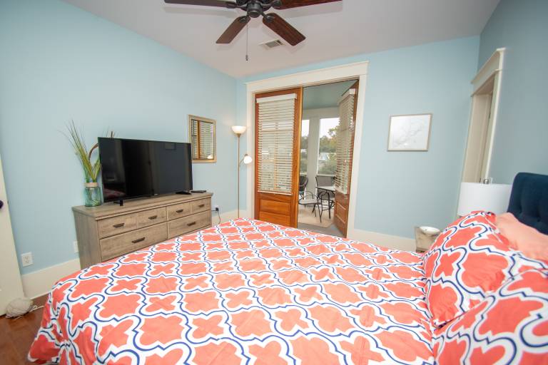 Newly Listed - Spacious Condo with Private Balcony — photo 3